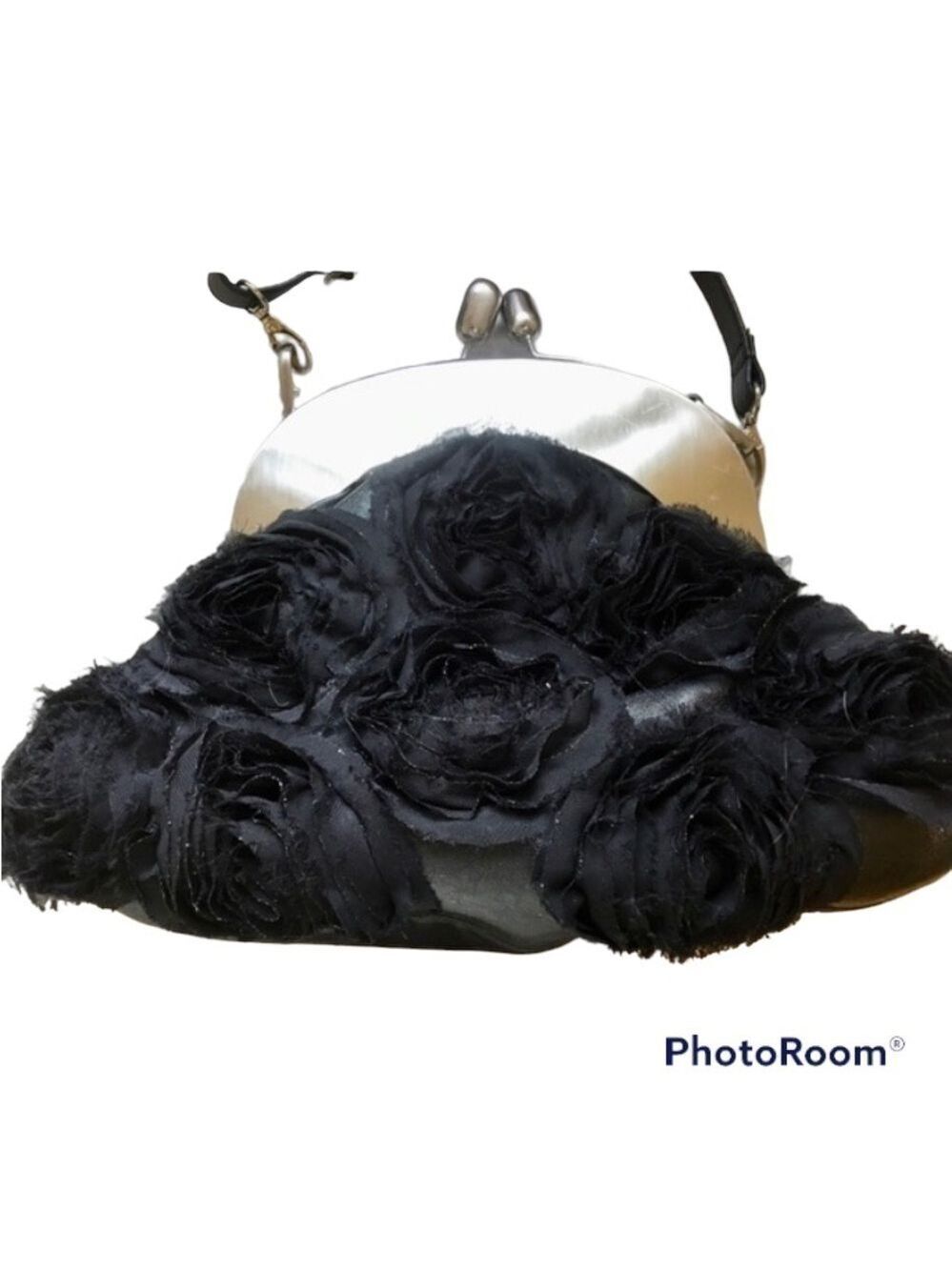 𝅺nicole Lee Black Rosette Handbag/Pocket Book